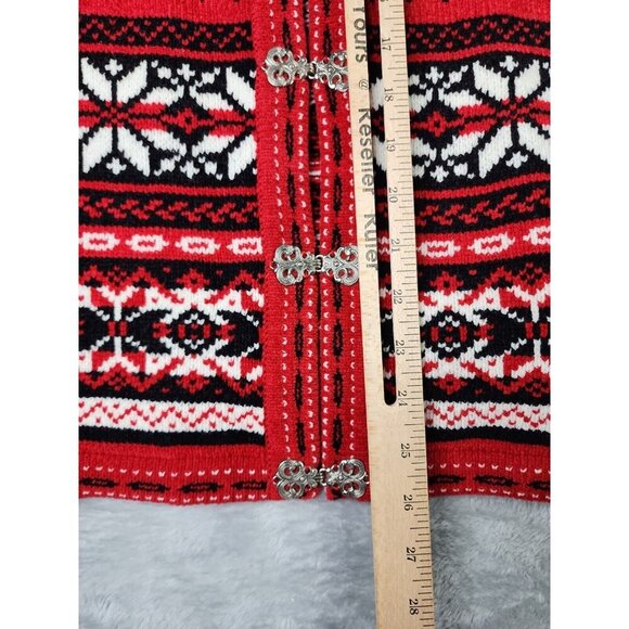Croft & Barrow Womens Cardigan Sweater M Red Nordic Fair Isle Granny Metal Clasp - Picture 9 of 11
